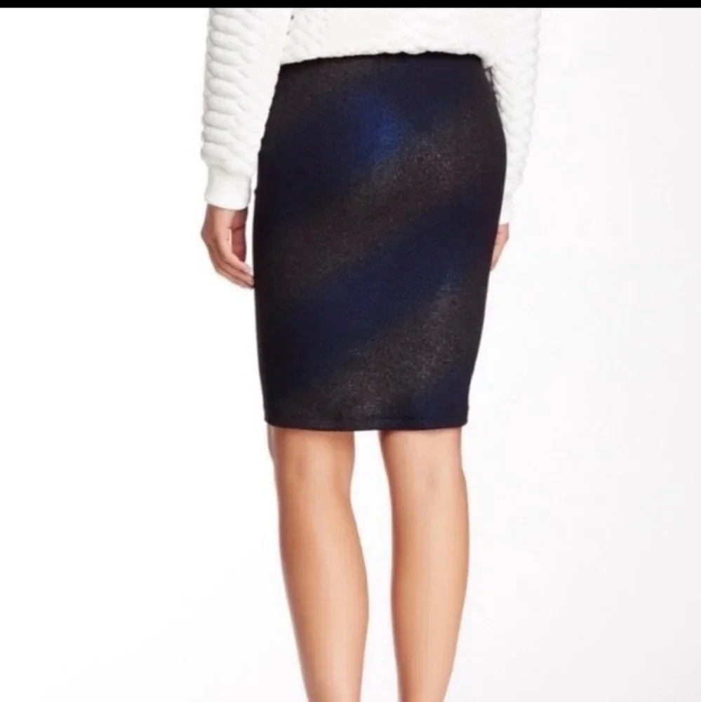 Nwt Astr Blue ombré metallic pencil skirt. Sz S